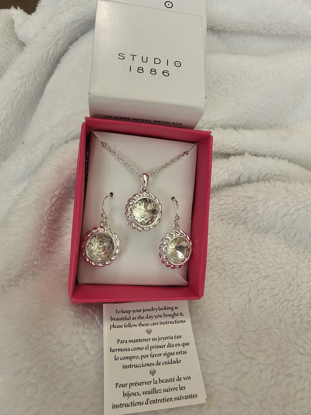 NIB Avon Studio 1886 April Birthstone Necklace & Earring Set Crystal Silver Tone - Picture 6 of 7